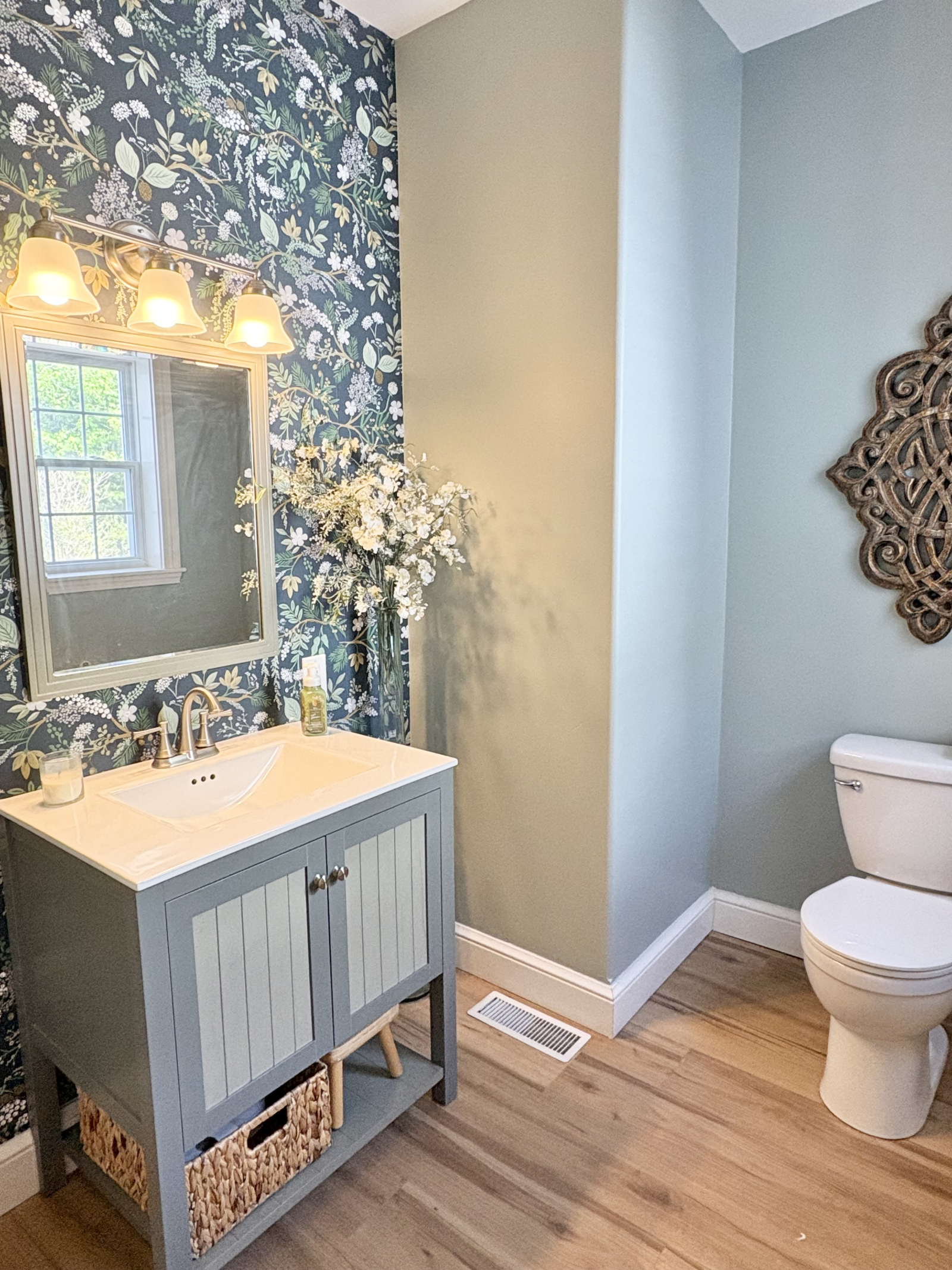 Casa de banho de 2 peças no piso principal