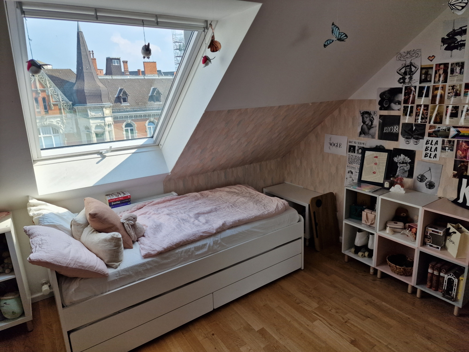 Groot en comfortabel dakterrasappartement in een veilige en levendige wijk van Berlijn