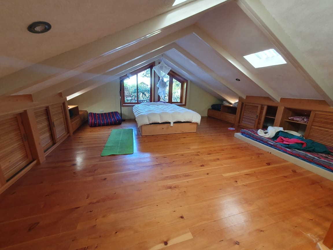 Garden Casita with artistic flare- Hideaway in Central Panajachel for dog lovers