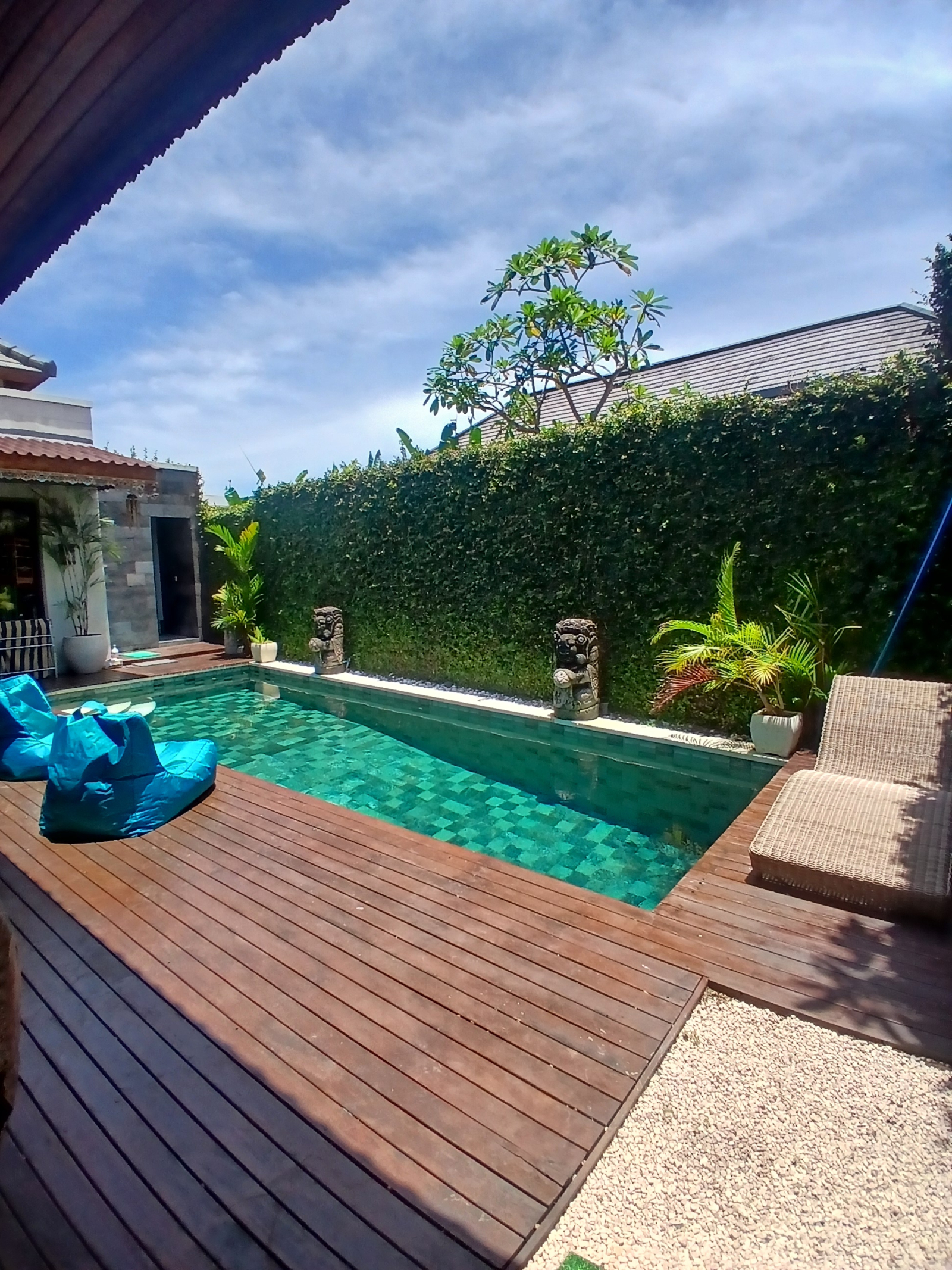 BALI Paridise - Beachside Tropical VILLA on the Island of The Gods Bali Sanur