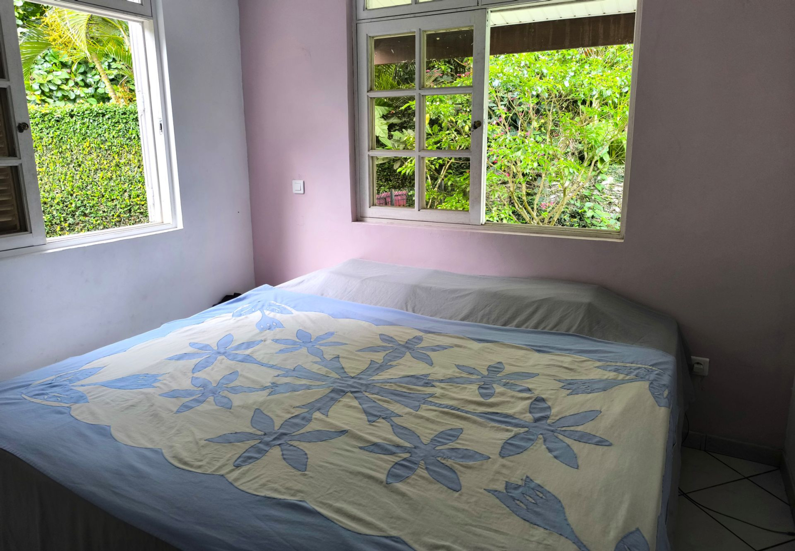 Villa familiar com piscina e cinema em casa no Taiti