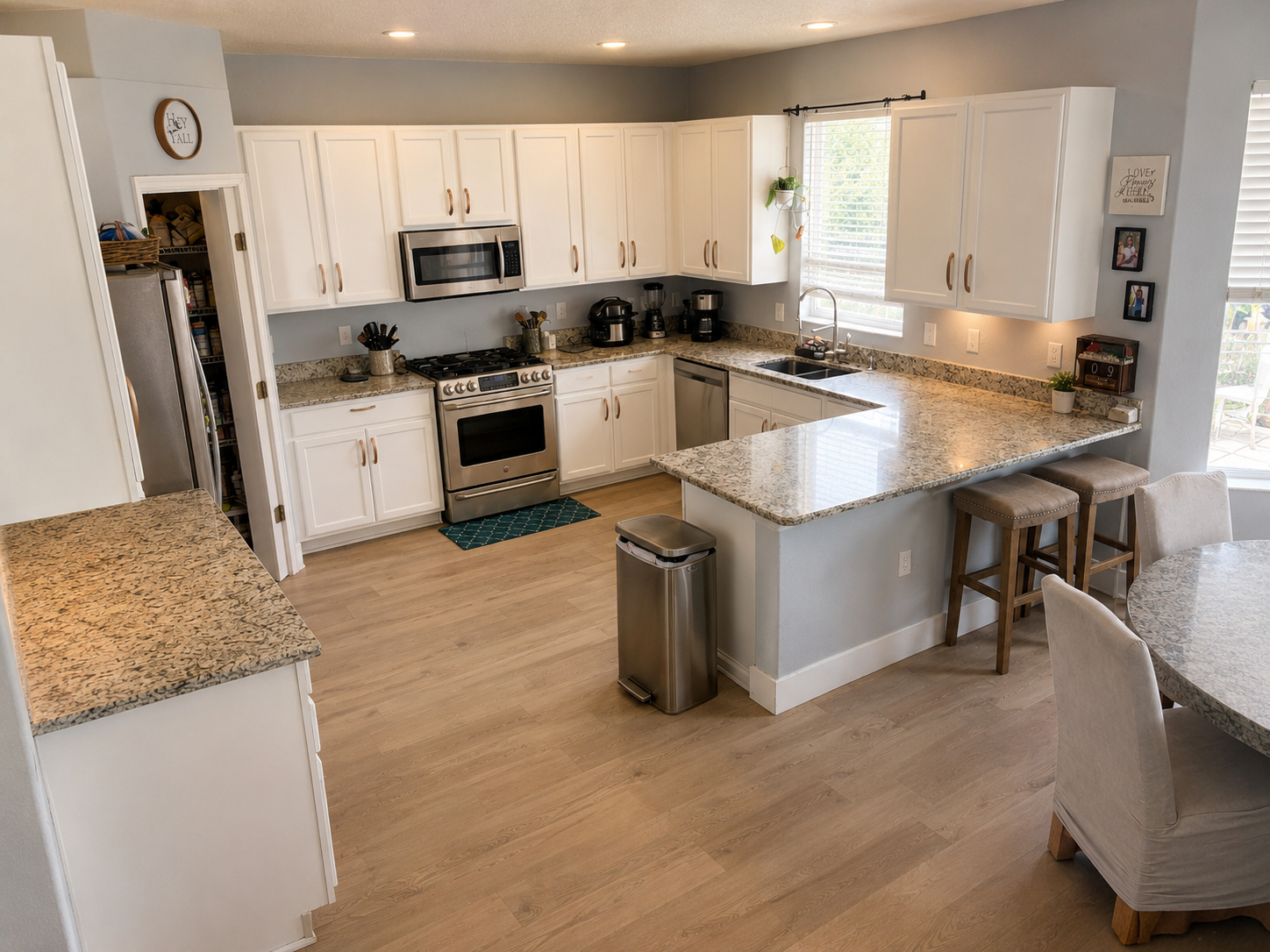 Votre échappatoire à Tampa, FL : maison 4 chambres avec piscine privée et jacuzzi