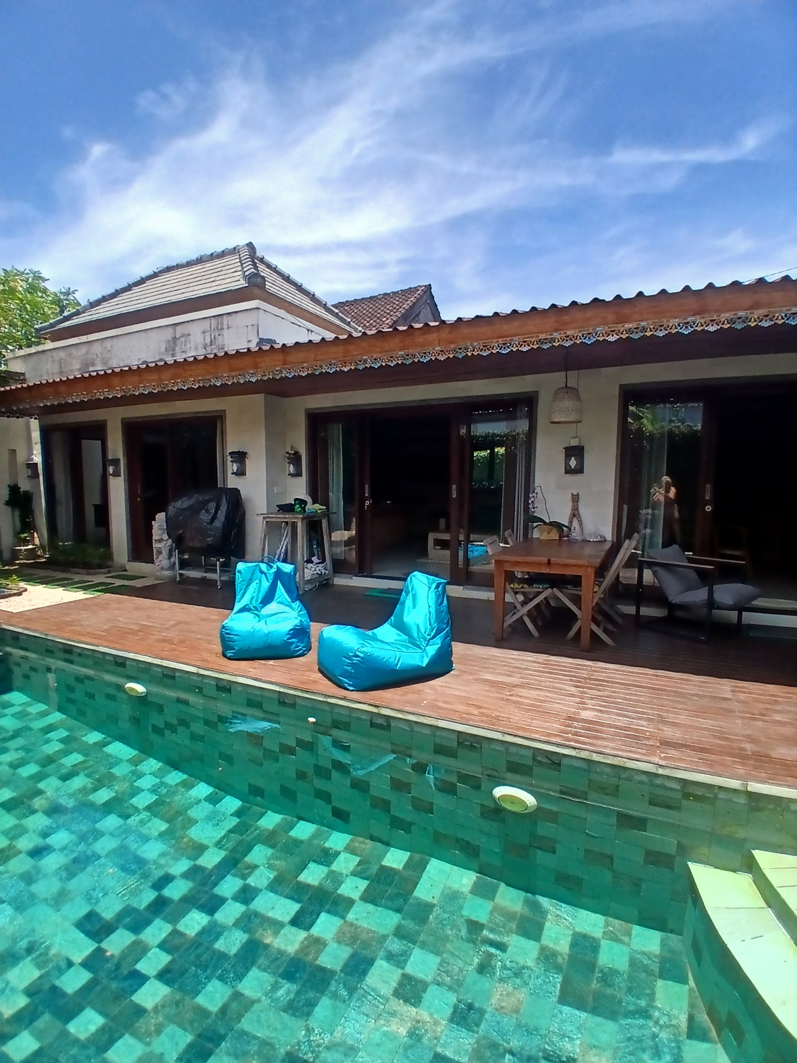 BALI Paridise - Beachside Tropical VILLA on the Island of The Gods Bali Sanur