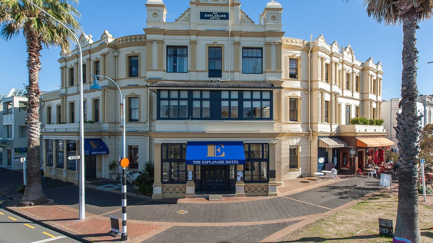 The Esplanade Hotel in Devonport village