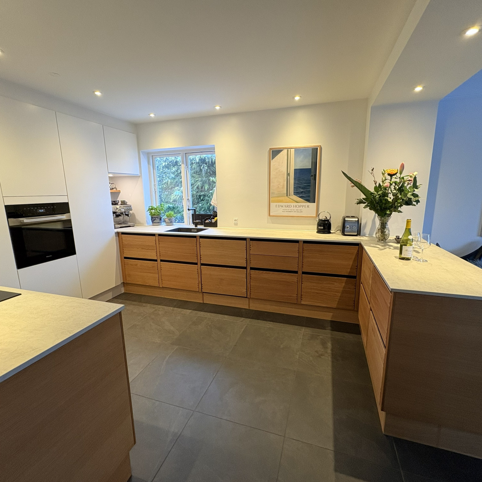 Spacious kitchen.