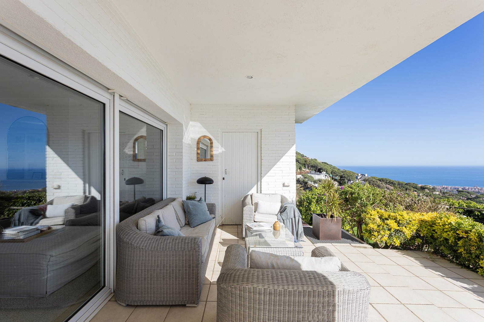 Viewpoint House