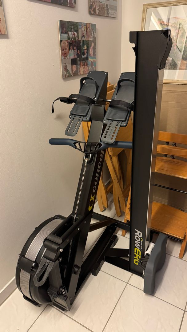 Máquina de remo (RowErg Concept 2)