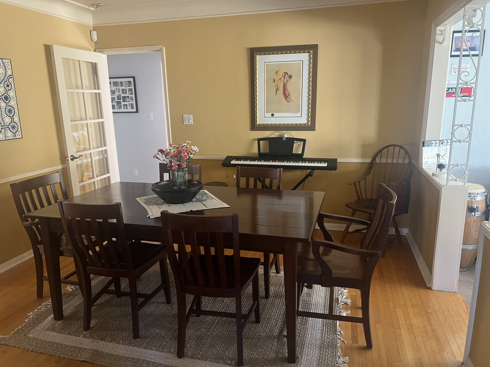 Nuestra Casa - Comedor en Los Ángeles