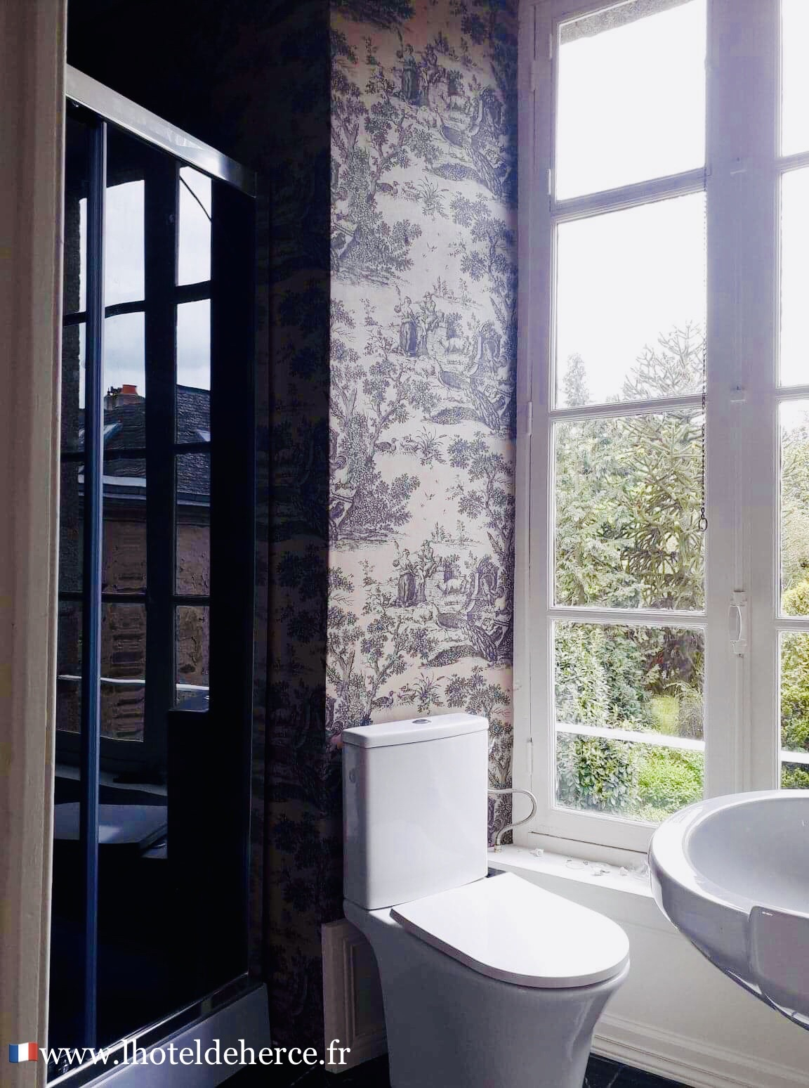 Quarto Barons com banheiro privativo