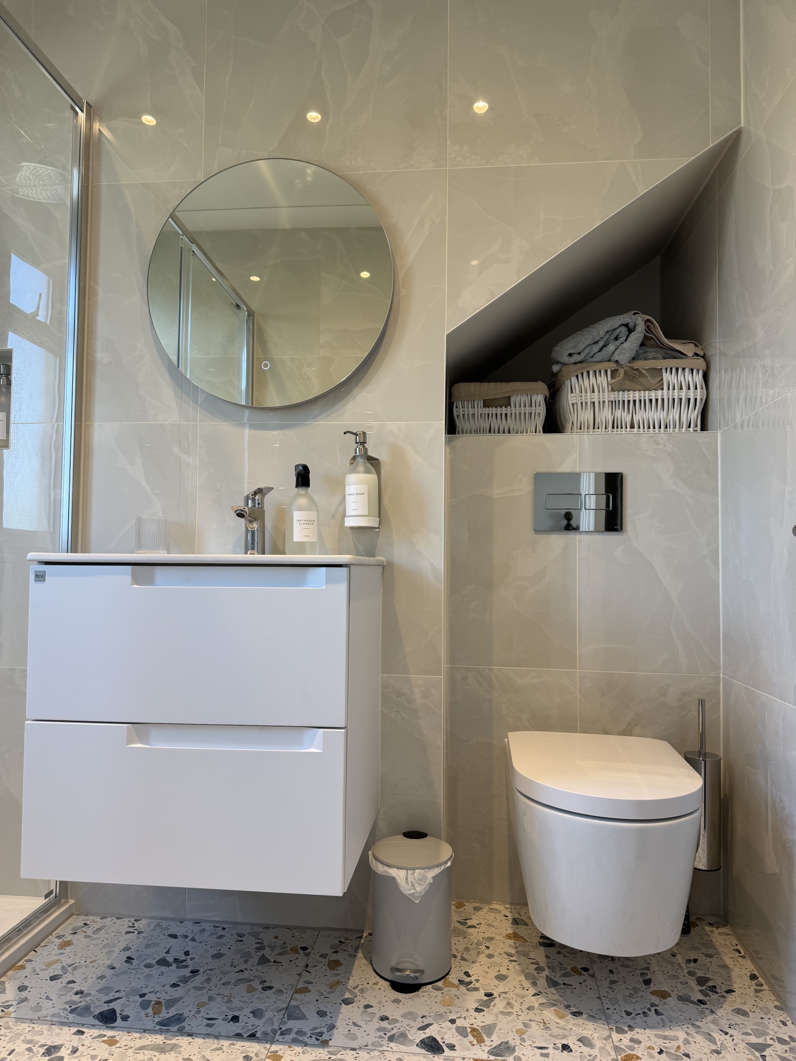 Salle de douche attenante, chambre 3