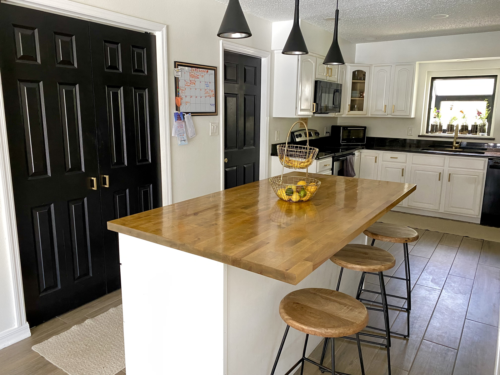 Kookeiland met 3 krukken