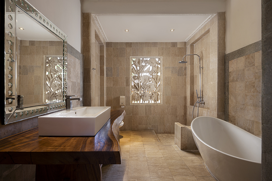 Pensión boutique en el corazón de Ubud, con jardines exuberantes, piscina, spa y acceso a todo.