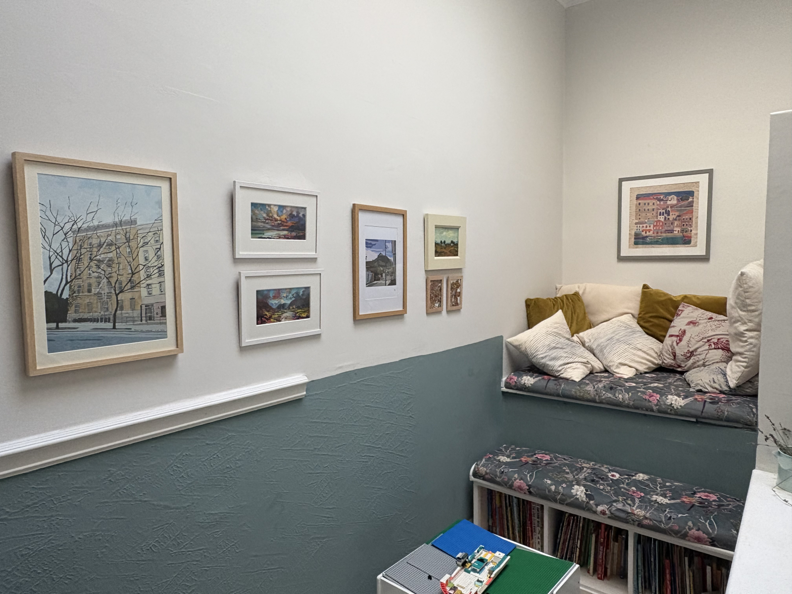 Angolo lettura nell'atrio