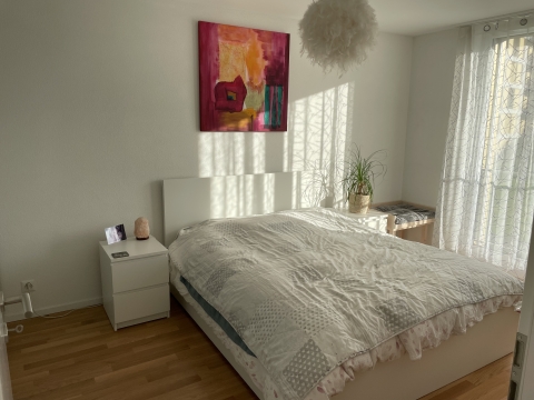 Helle 2,5-Zimmer-Wohnung mit großem Balkon, ruhig und mit Blick auf den Park (10 Minuten von Lausanne entfernt)