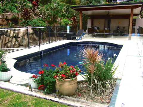Large Gold Coast Home and Pool in Desirable Estate  Close to Beaches and Major Attractions