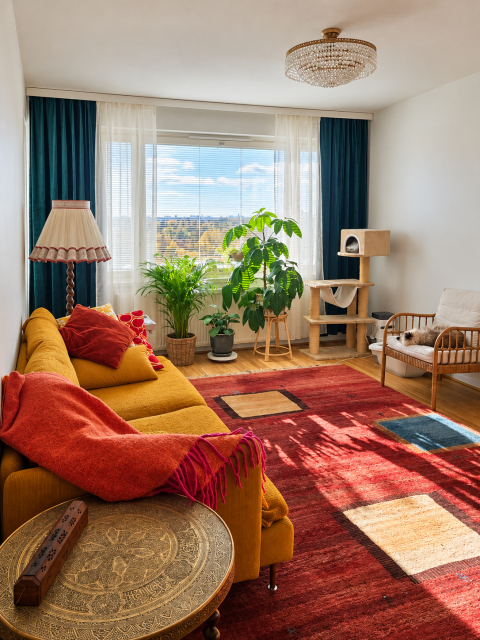 Helles Helsinki-Apartment mit verglastem Balkon und wunderschöner Aussicht