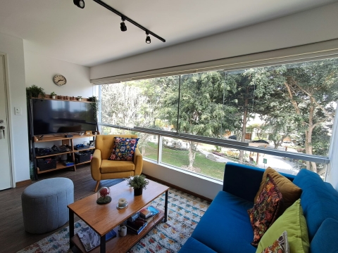 Oasis urbaine à San Borja, Lima : devant un parc et proche de tout