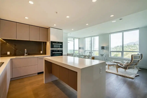 Comfortable Condo in Beautiful North Vancouver, BC