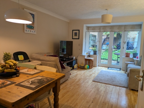 Maison familiale douillette dans un quartier convivial de petite ville