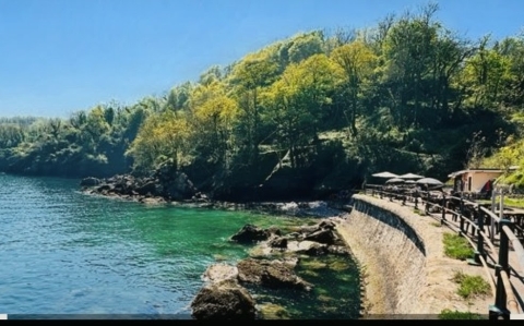 Ruim huis met 4 slaapkamers in English Riviera, Devon. Tegenover Ansteys Cove.