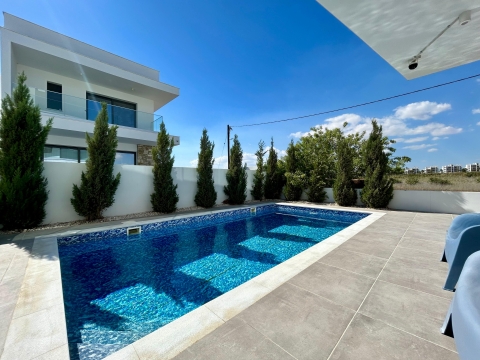 Grande vila de 5 quartos em Livadia, Larnaca, Chipre